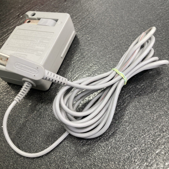 Official OEM Nintendo WAP-002 DSi XL 3DS AC Adapter Charger Power Supply Cable - Picture 4 of 6